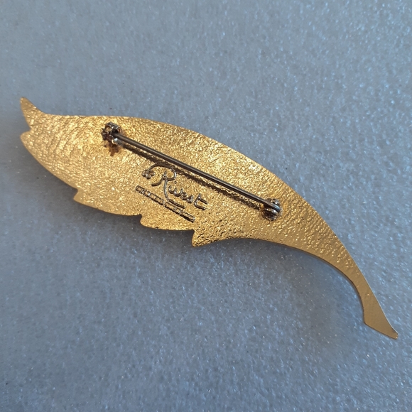 VTG Rivest Black Wing Handcrafted Enamel Brooch - Picture 2 of 3